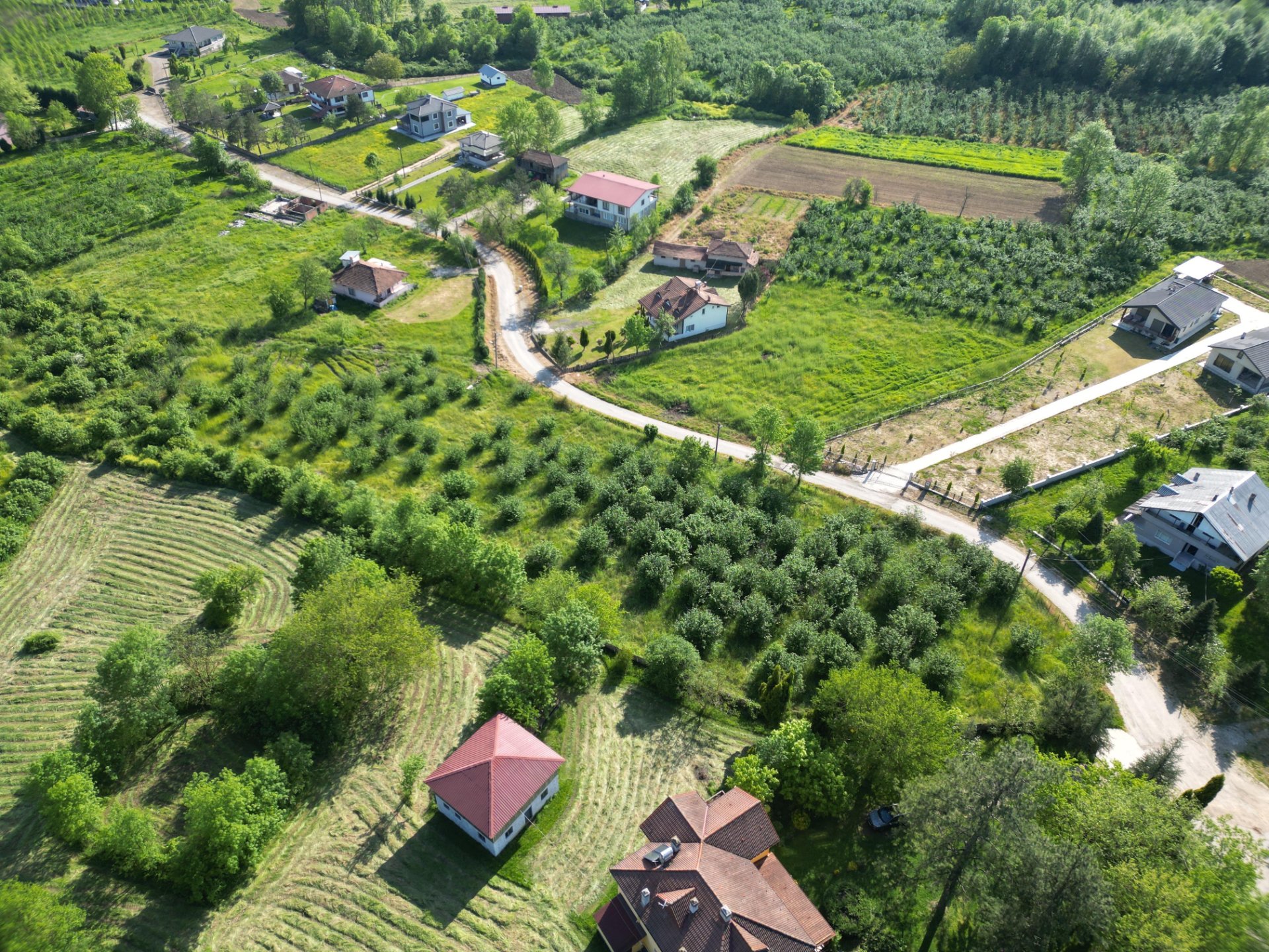 Hendek Sarıyer'de 8735m² İmarlı Arsa Satılık fotoğraf 2