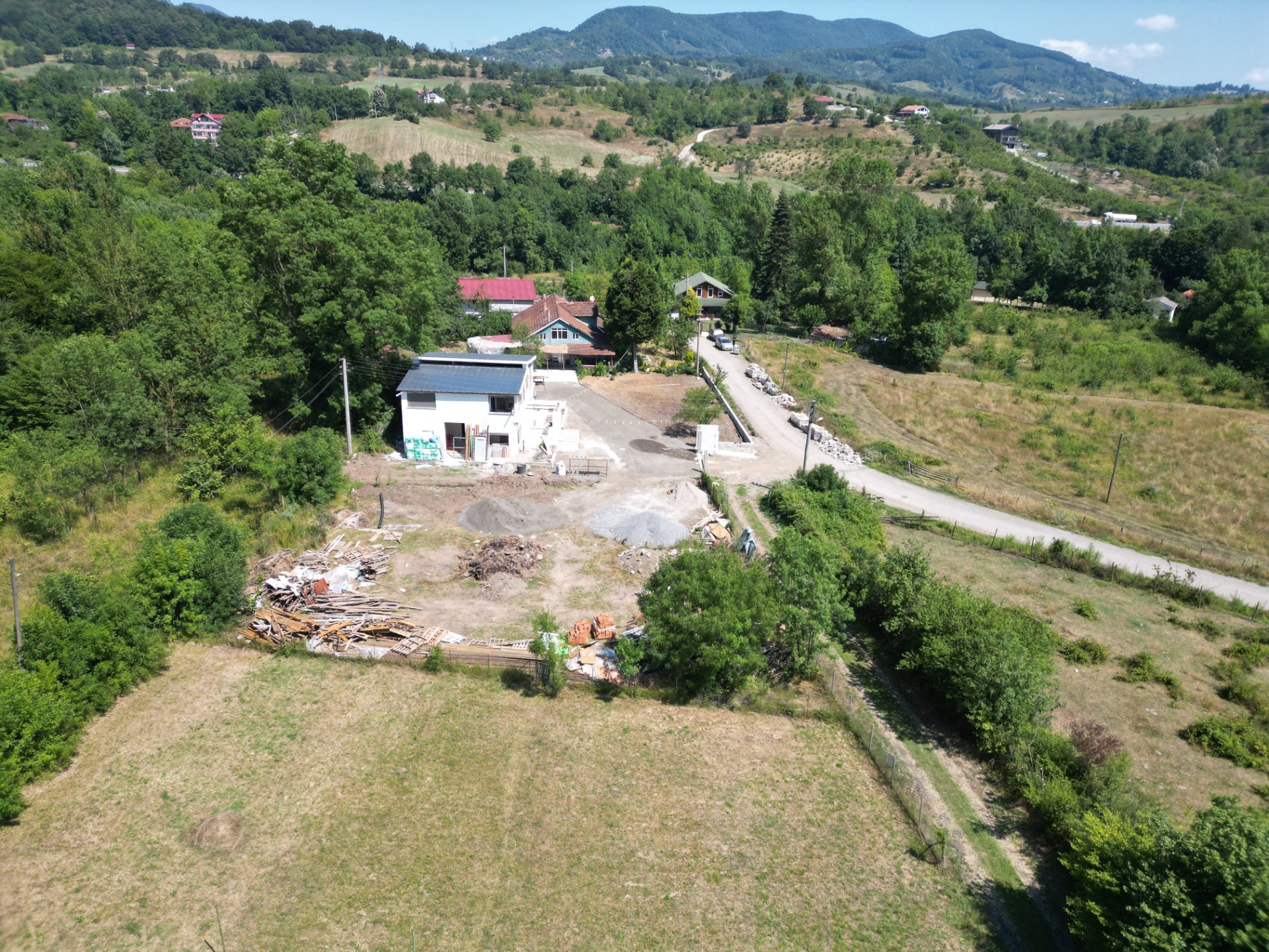Sakarya Hendek Beylice'de 500m² Elektrik ve Su Bağlantılı Arsa fotoğraf 5