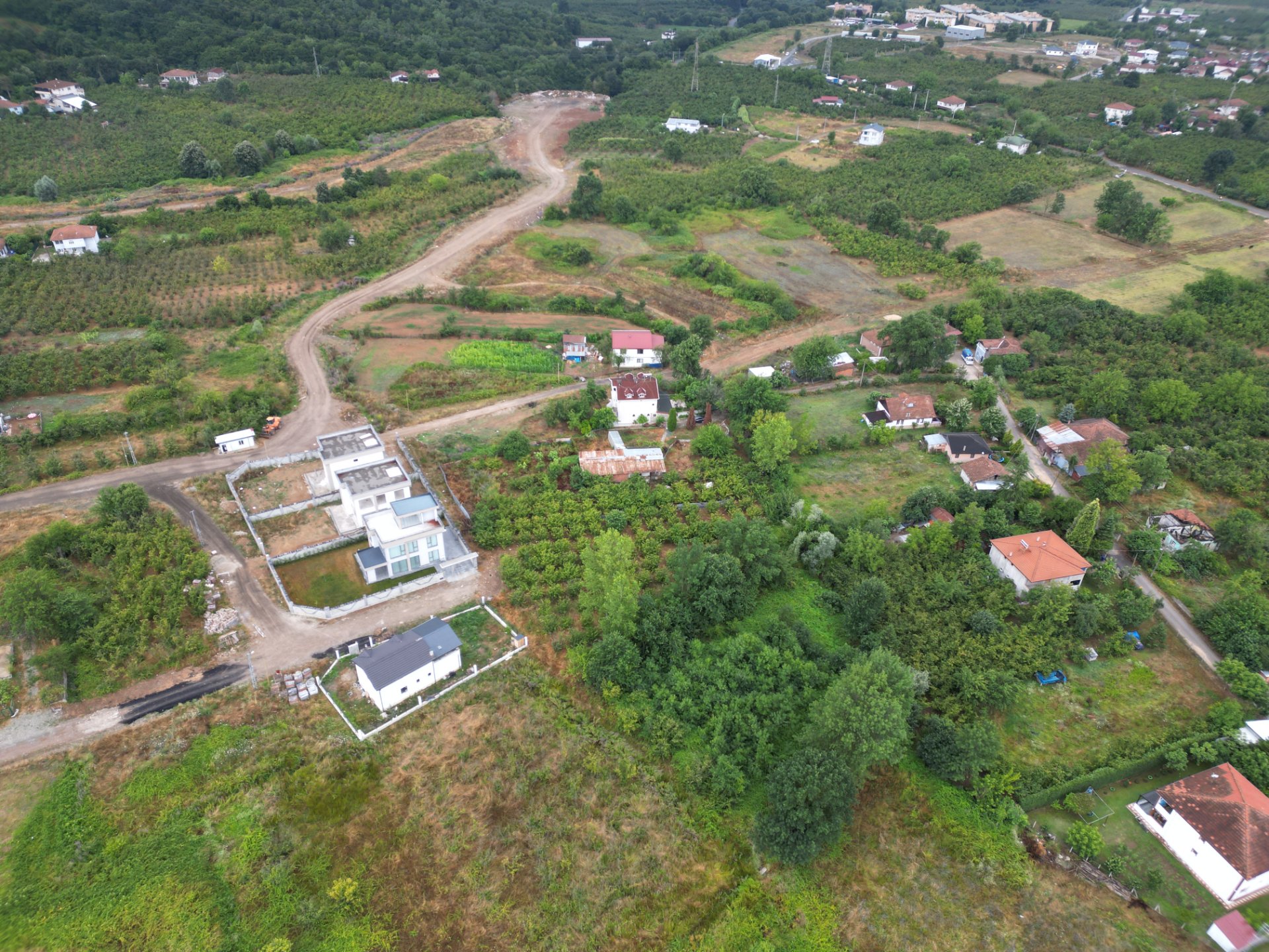 Hendek Başpınar Mahallesi Satılık İmarlı Arsa - 1256m² fotoğraf 2
