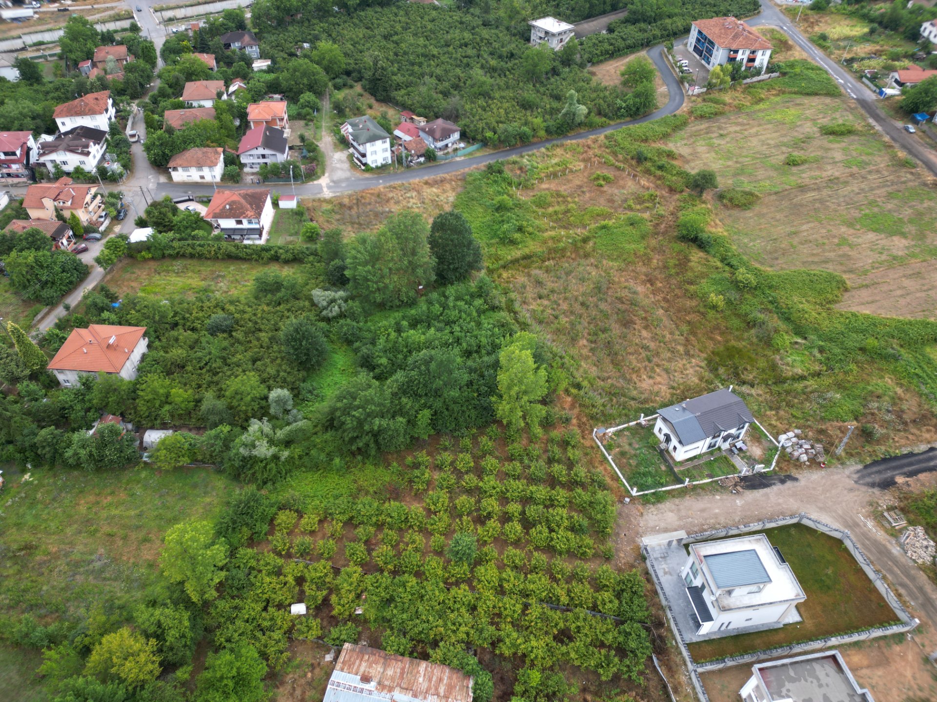 Hendek Başpınar Mahallesi Satılık İmarlı Arsa - 1256m² fotoğraf 9