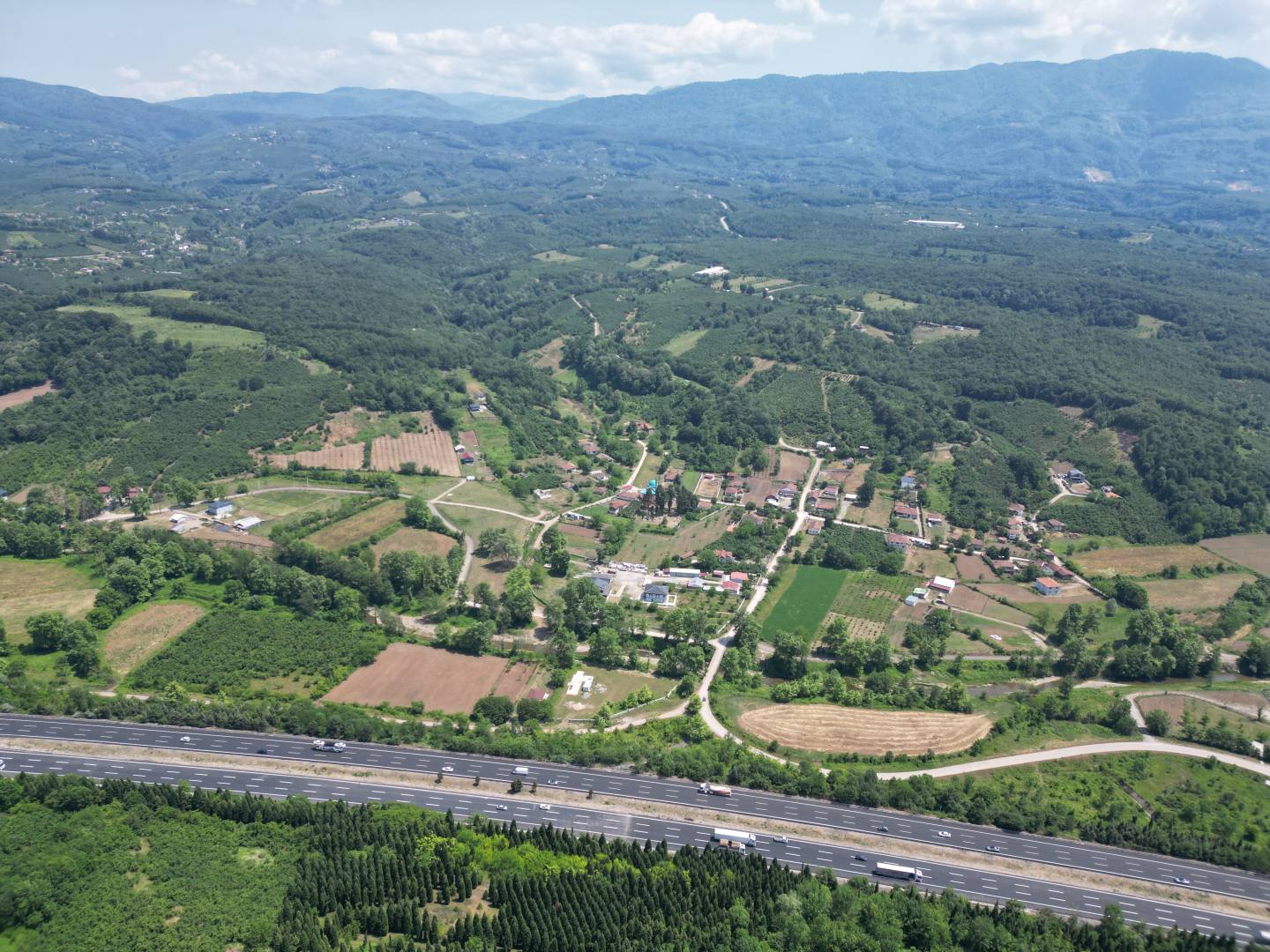 Satılık Arsa - Balıklıihsaniye Mahallesi, 1000 m² 2.0 Milyon TL Parsel 1 fotoğraf 11